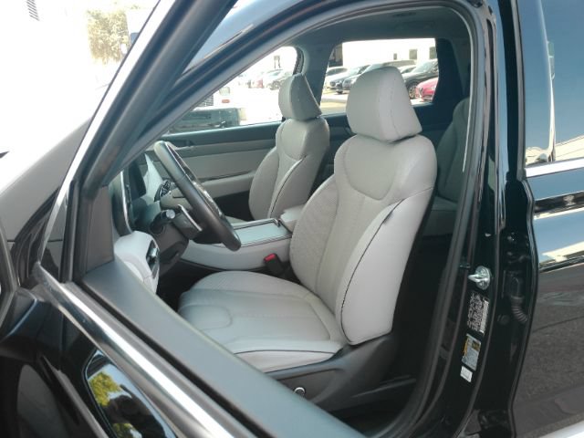 Used 2024 Hyundai Palisade SEL FWD image 14