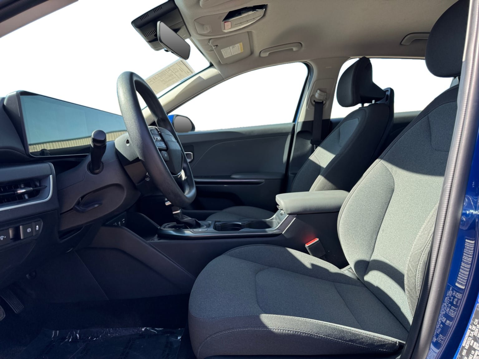 Used 2025 Kia K4 FWD image 10