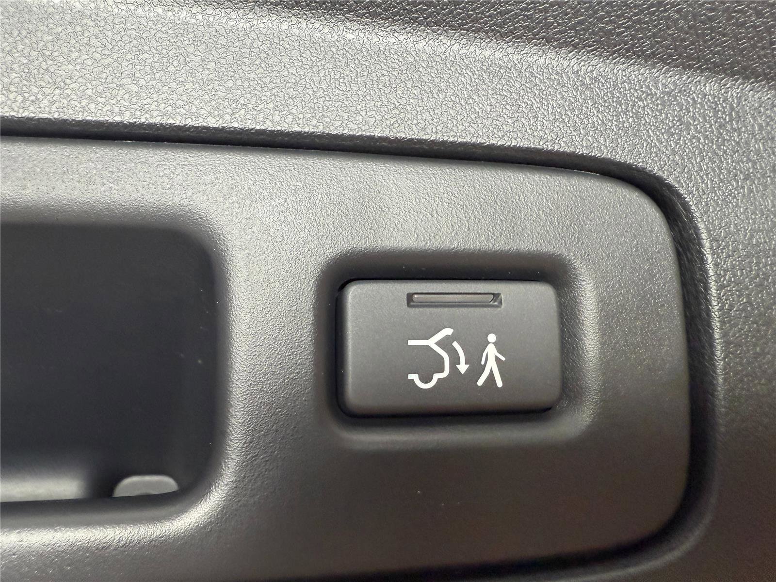 New 2026 Acura ADX A-Spec image 39