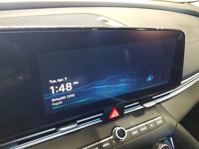 Certified 2025 Hyundai Elantra SEL image 6