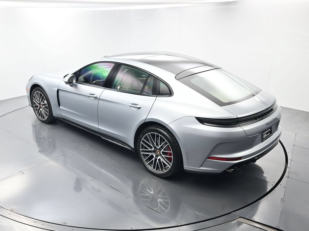 Certified 2026 Porsche Panamera GTS AWD/4WD image 38