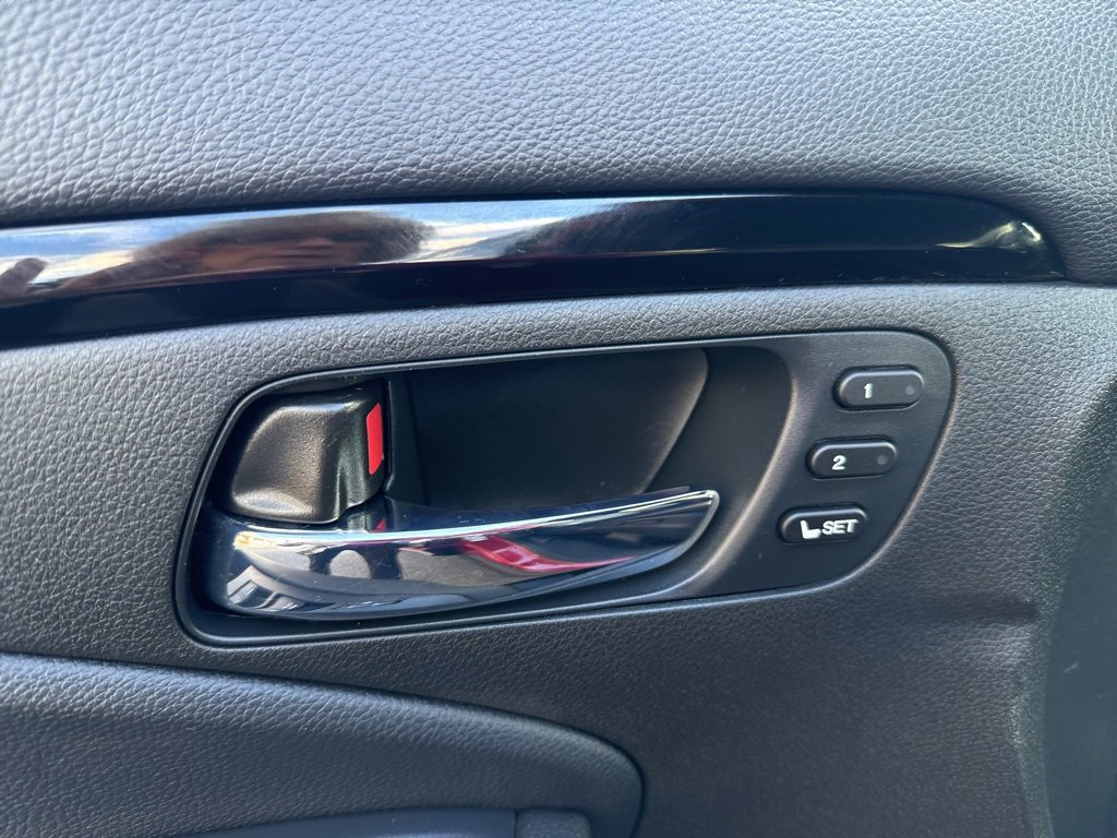 Used 2024 Honda Ridgeline Black Edition image 13