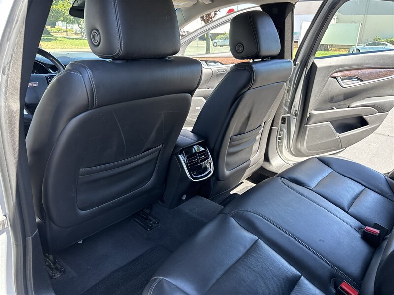 Used 2016 Cadillac XTS Luxury FWD image 28