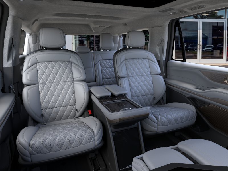 New 2026 Lincoln Navigator L Black Label w/ Black Label Special Edition AWD/4WD image 11