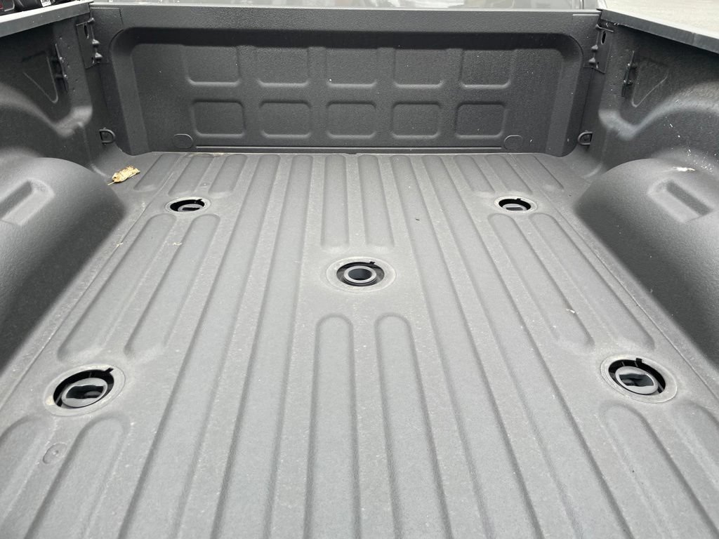 New 2026 RAM 2500 Laramie AWD/4WD image 6