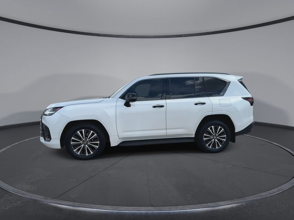Certified 2024 Lexus LX 600 4WD w/ Appearance Package image 5