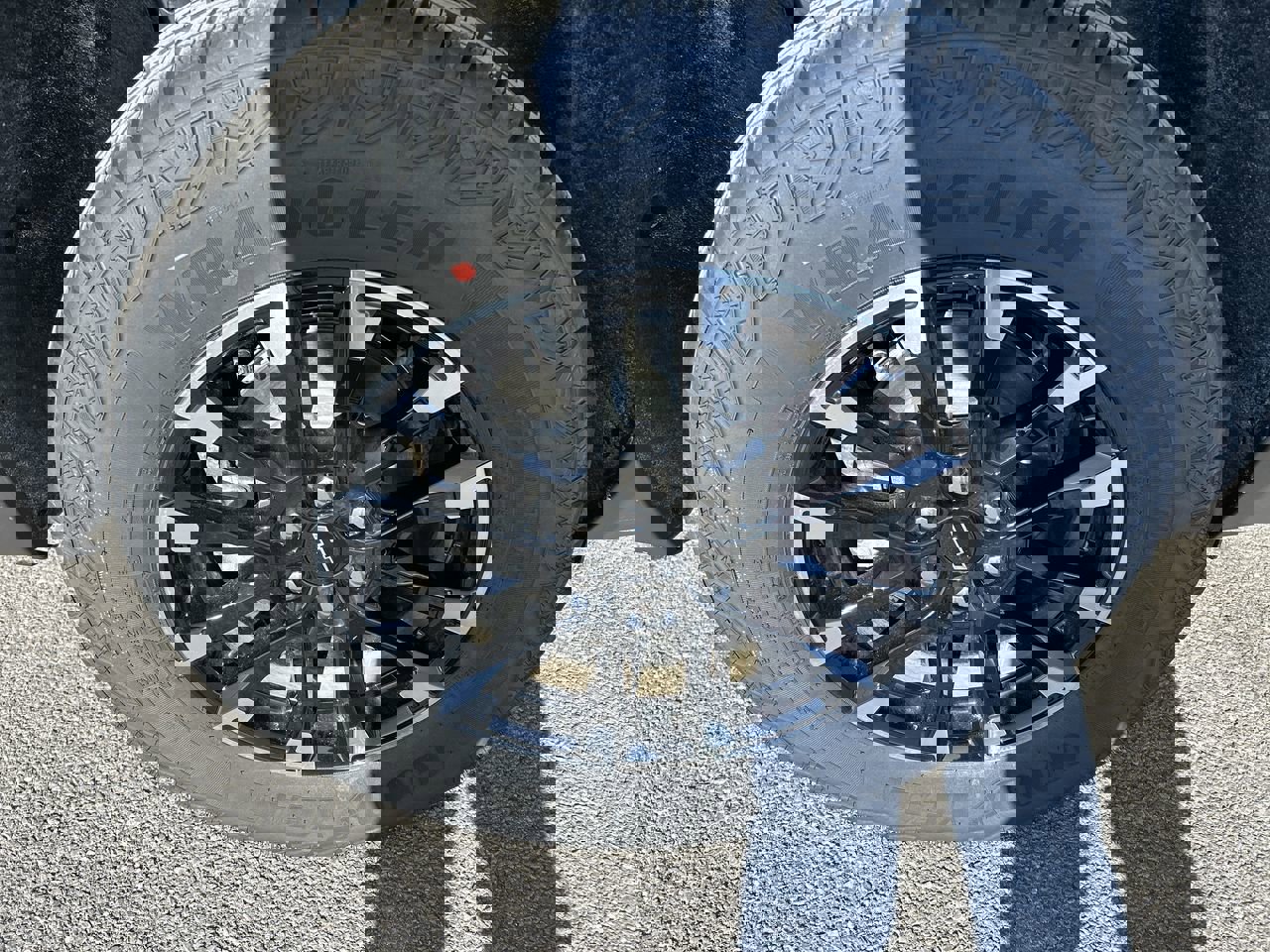 New 2026 Chevrolet Traverse Z71 w/ Driver Confidence Package image 9