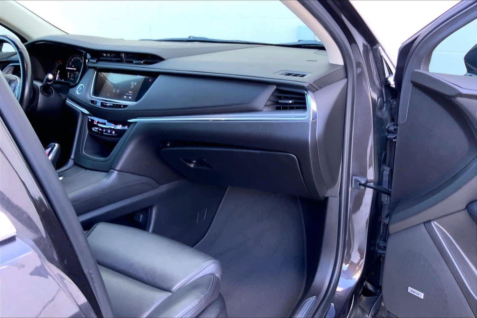 Used 2019 Cadillac XT5 Luxury FWD image 23