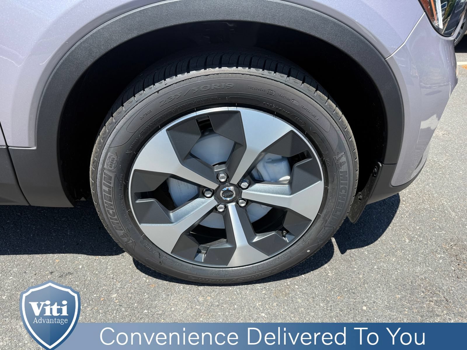 New 2026 Volvo XC40 B5 Core w/ Protection Package Premier AWD/4WD image 10