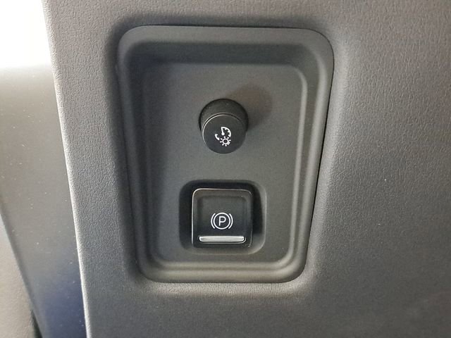 Used 2024 Chevrolet Corvette Stingray Coupe w/ Z51 Performance Package image 21