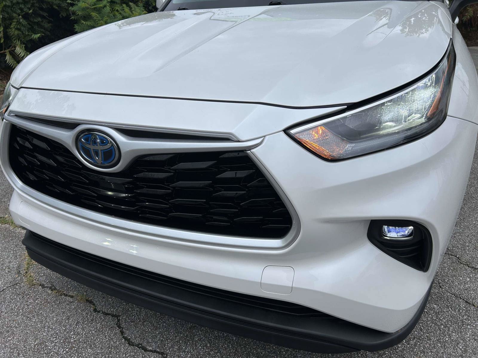 Used 2020 Toyota Highlander XLE FWD image 10