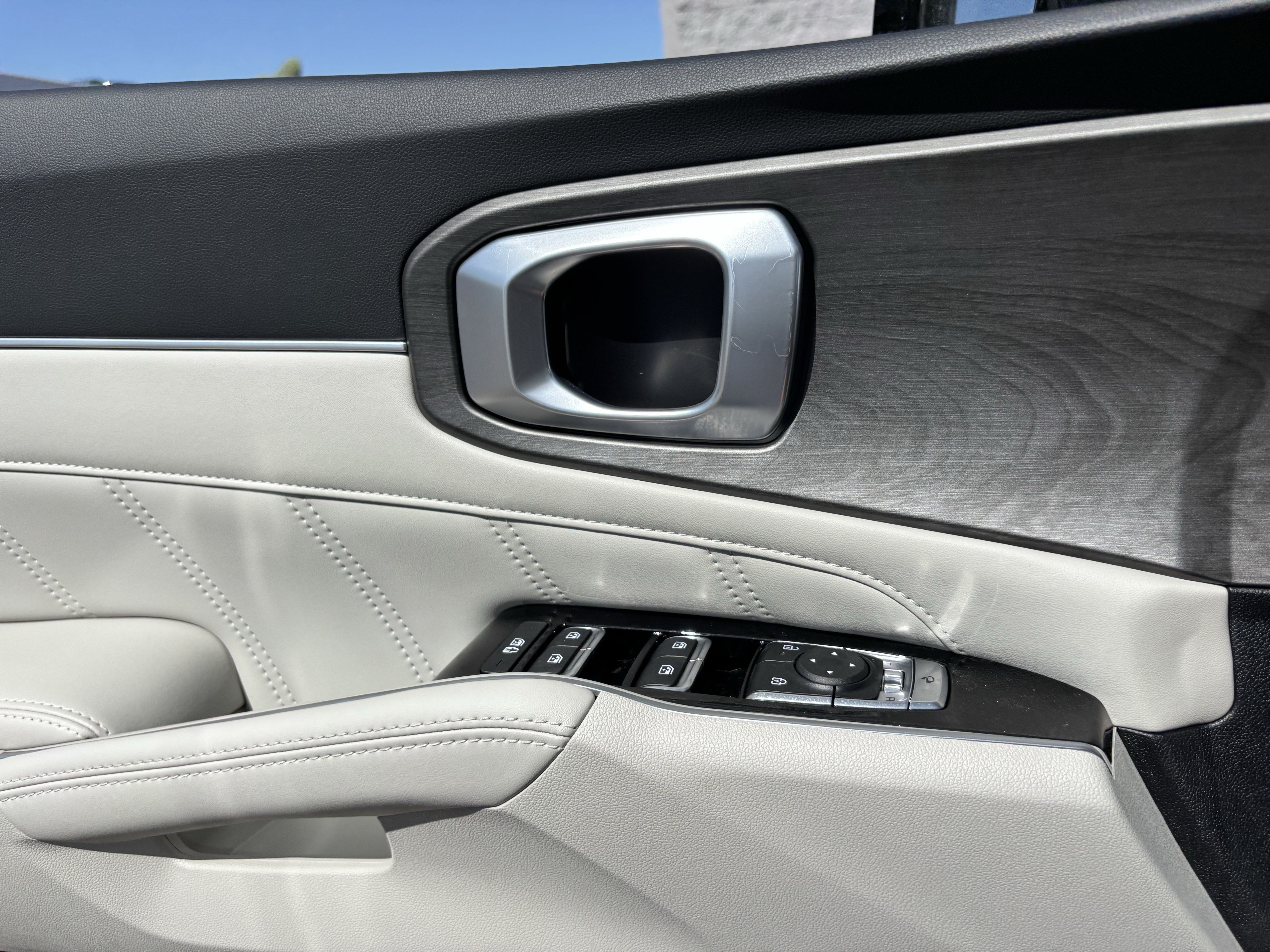 New 2026 Kia Sorento SX AWD/4WD image 19