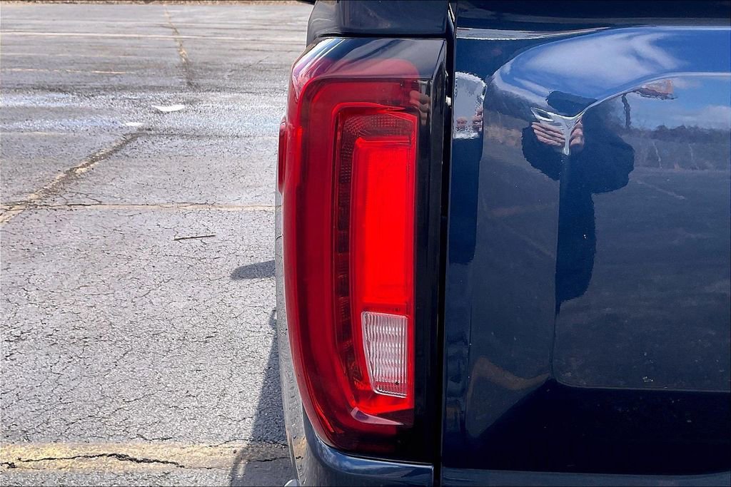 Used 2023 GMC Sierra 1500 SLT image 25