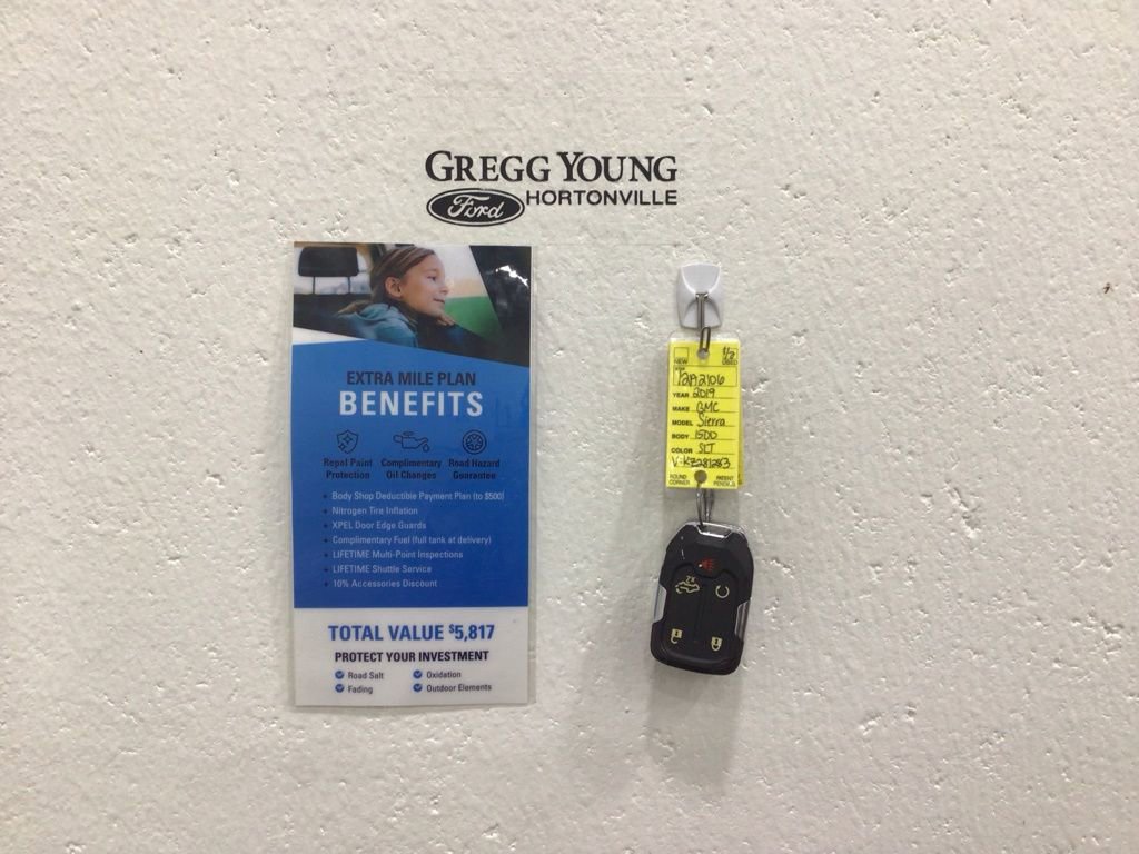 Used 2019 GMC Sierra 1500 SLT w/ SLT Convenience Package image 34