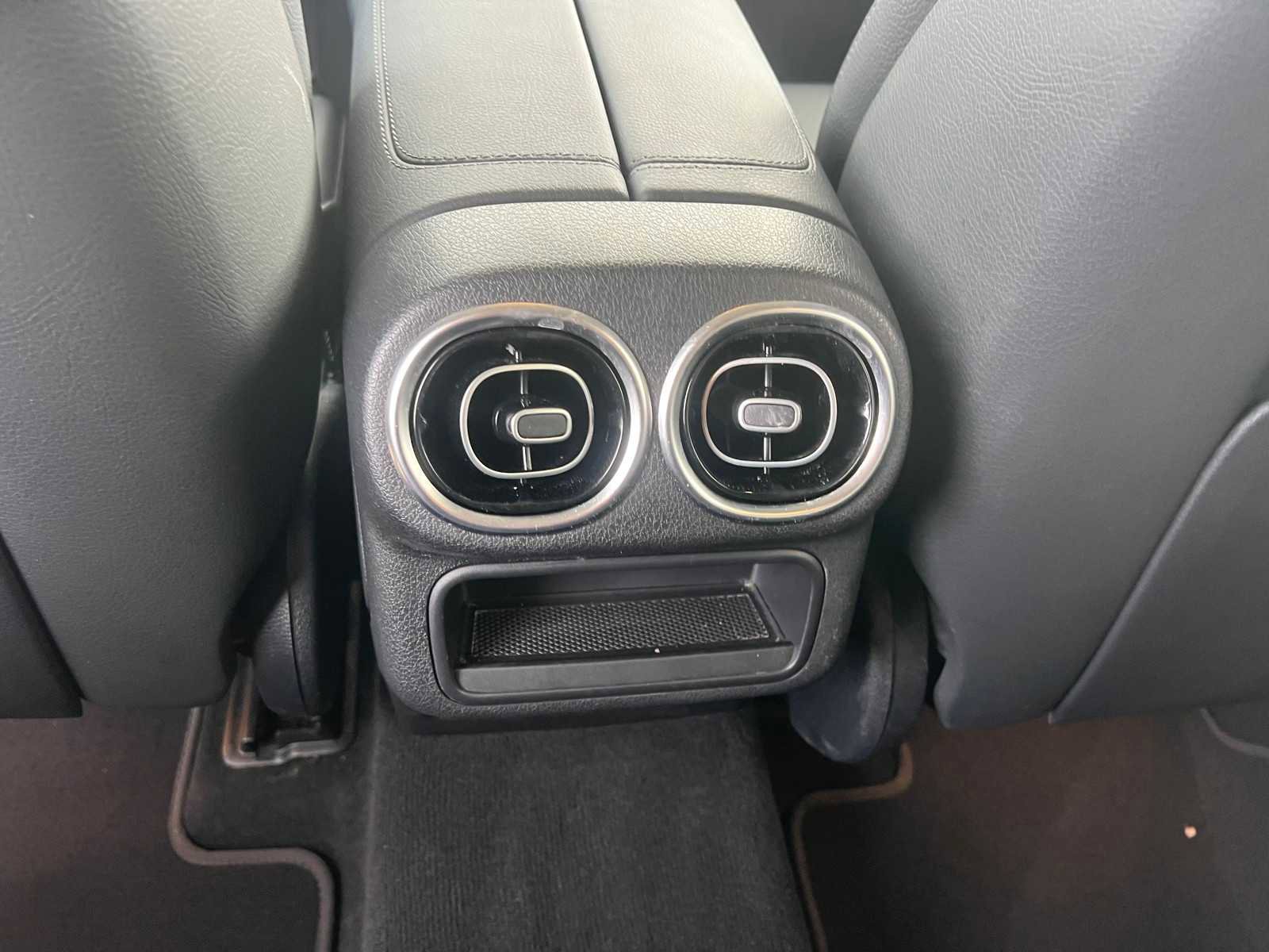 Used 2025 Mercedes-Benz GLC 350e 4MATIC image 23