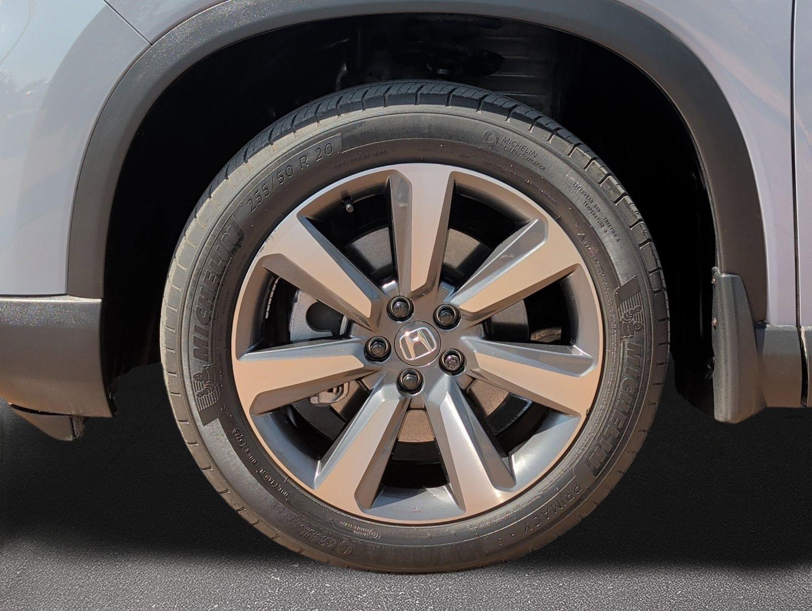 Used 2024 Honda Pilot Touring image 7
