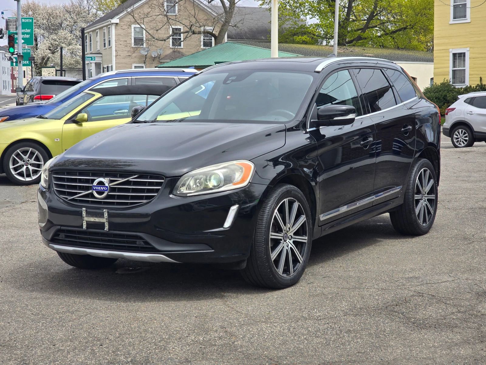 Used 2017 Volvo XC60 T6 Inscription w/ Preferred Option Package AWD/4WD image 3