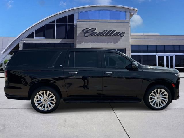 Used 2021 Cadillac Escalade ESV Luxury RWD image 4