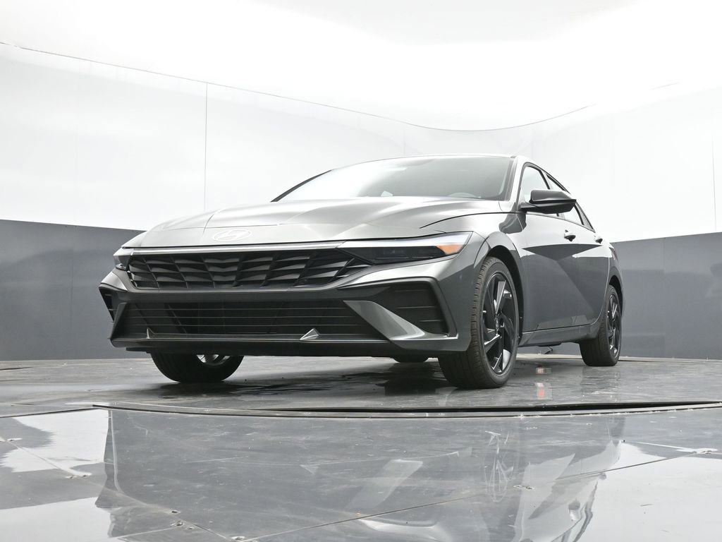 New 2026 Hyundai Elantra Sport image 36