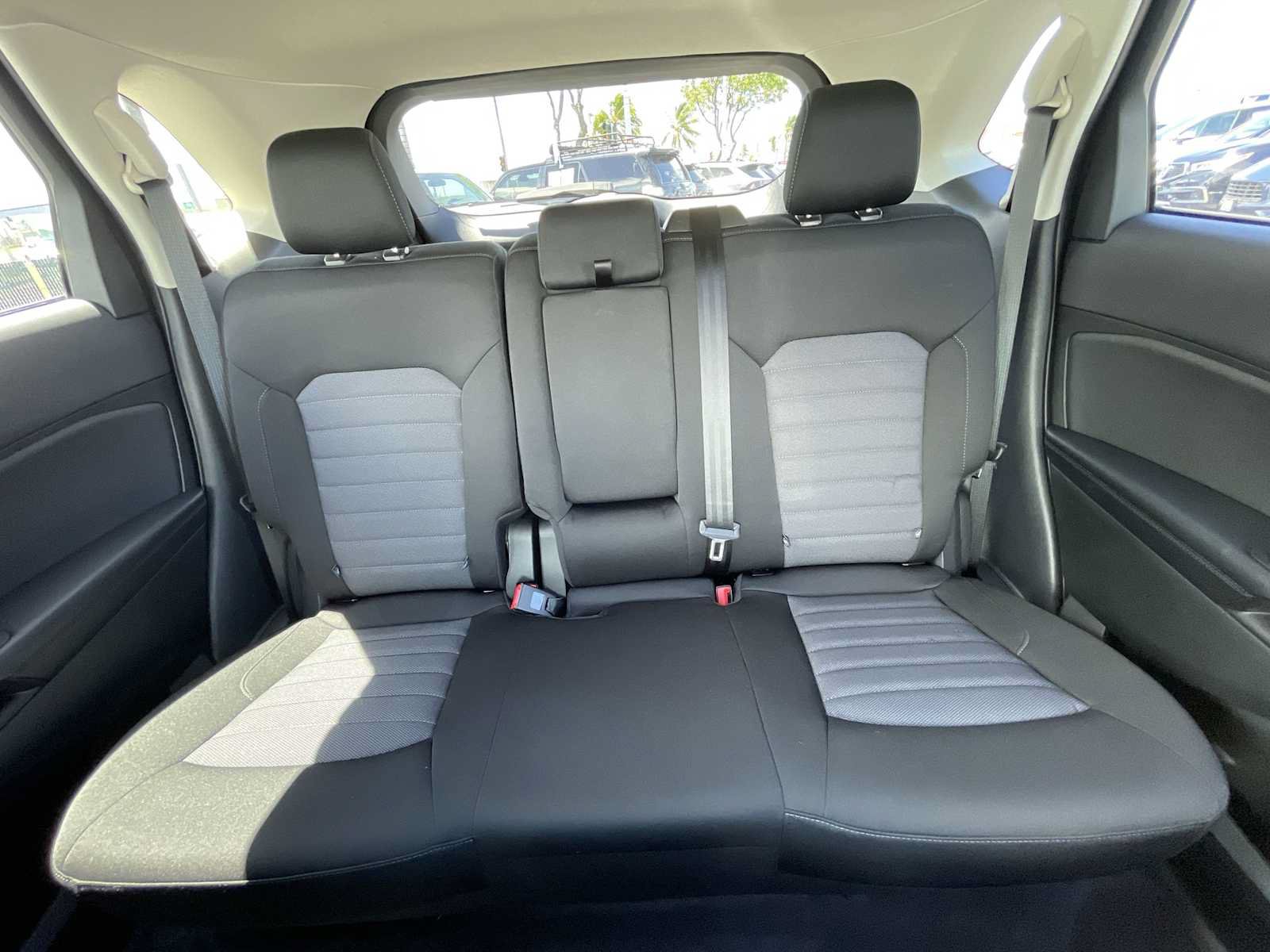 Used 2024 Ford Edge SE w/ Cargo Accessory Package AWD/4WD image 25