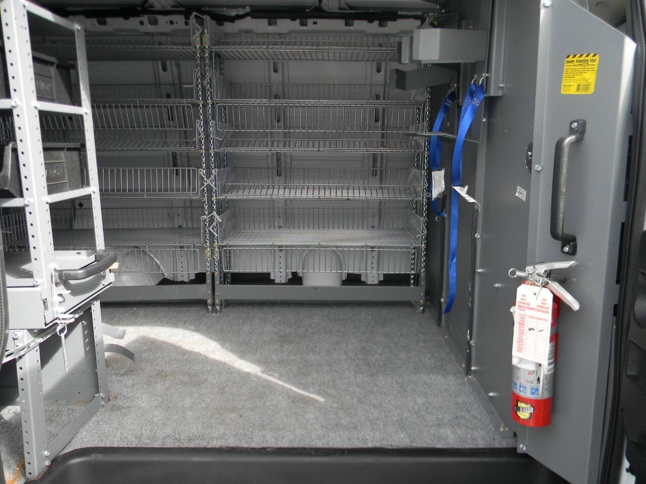 Used 2021 Chevrolet Express 2500 RWD image 6