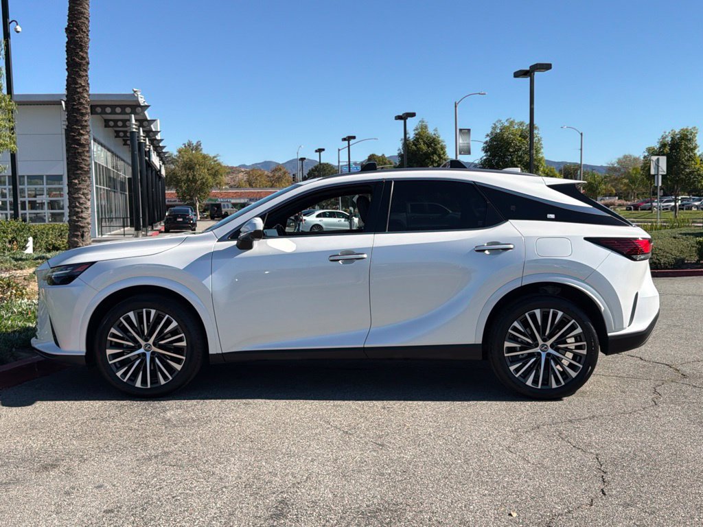 Used 2024 Lexus RX 350 Premium Plus w/ Accessory Package (Z1) FWD image 12