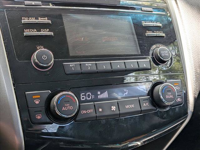 Used 2015 Nissan Altima 2.5 SV w/ Convenience Package FWD image 5