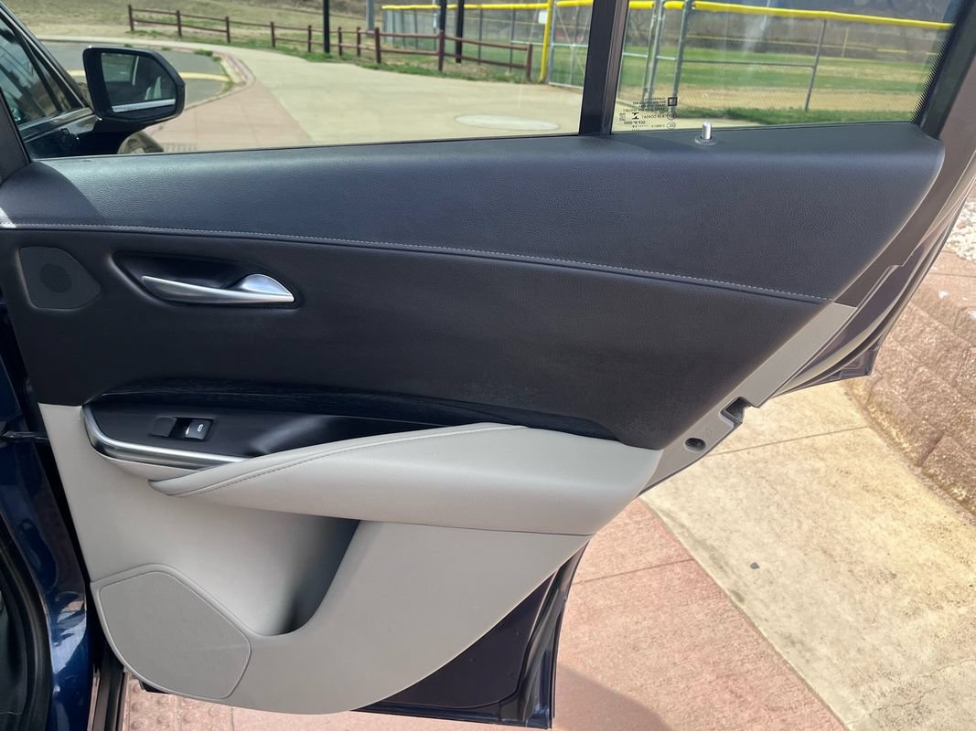 Used 2019 Cadillac XT4 Premium Luxury AWD/4WD image 29