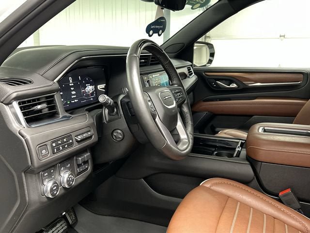Certified 2023 GMC Yukon Denali Ultimate AWD/4WD image 10