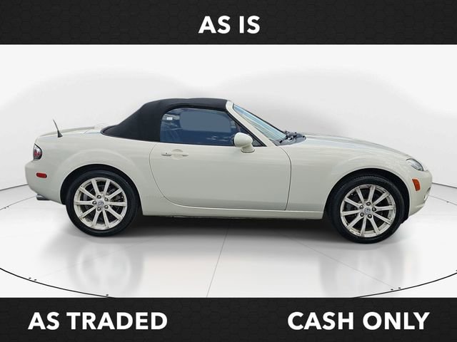 Used 2006 MAZDA MX-5 Miata Grand Touring w/ Premium Pkg RWD image 2