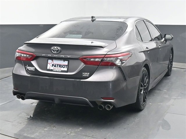 Used 2022 Toyota Camry XSE image 5