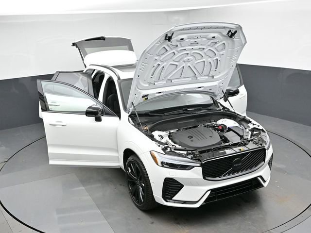 New 2026 Volvo XC60 B5 Ultra w/ Climate Package image 48