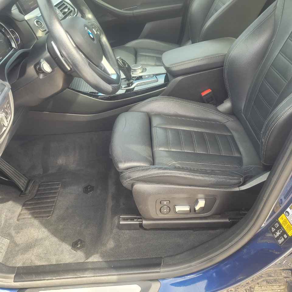Used 2019 BMW X3 xDrive30i w/ Premium Package image 11