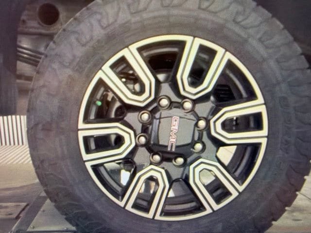 Used 2023 GMC Sierra 2500 AT4 w/ Gooseneck/5TH Wheel Package AWD/4WD image 8