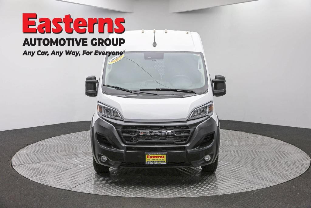 Used 2023 RAM ProMaster 2500 w/ Convenience Group FWD image 2