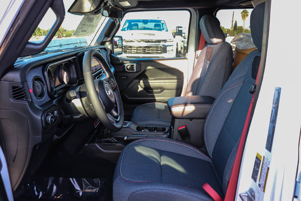 New 2026 Jeep Wrangler Unlimited Sport w/ Dual Top Group AWD/4WD image 19