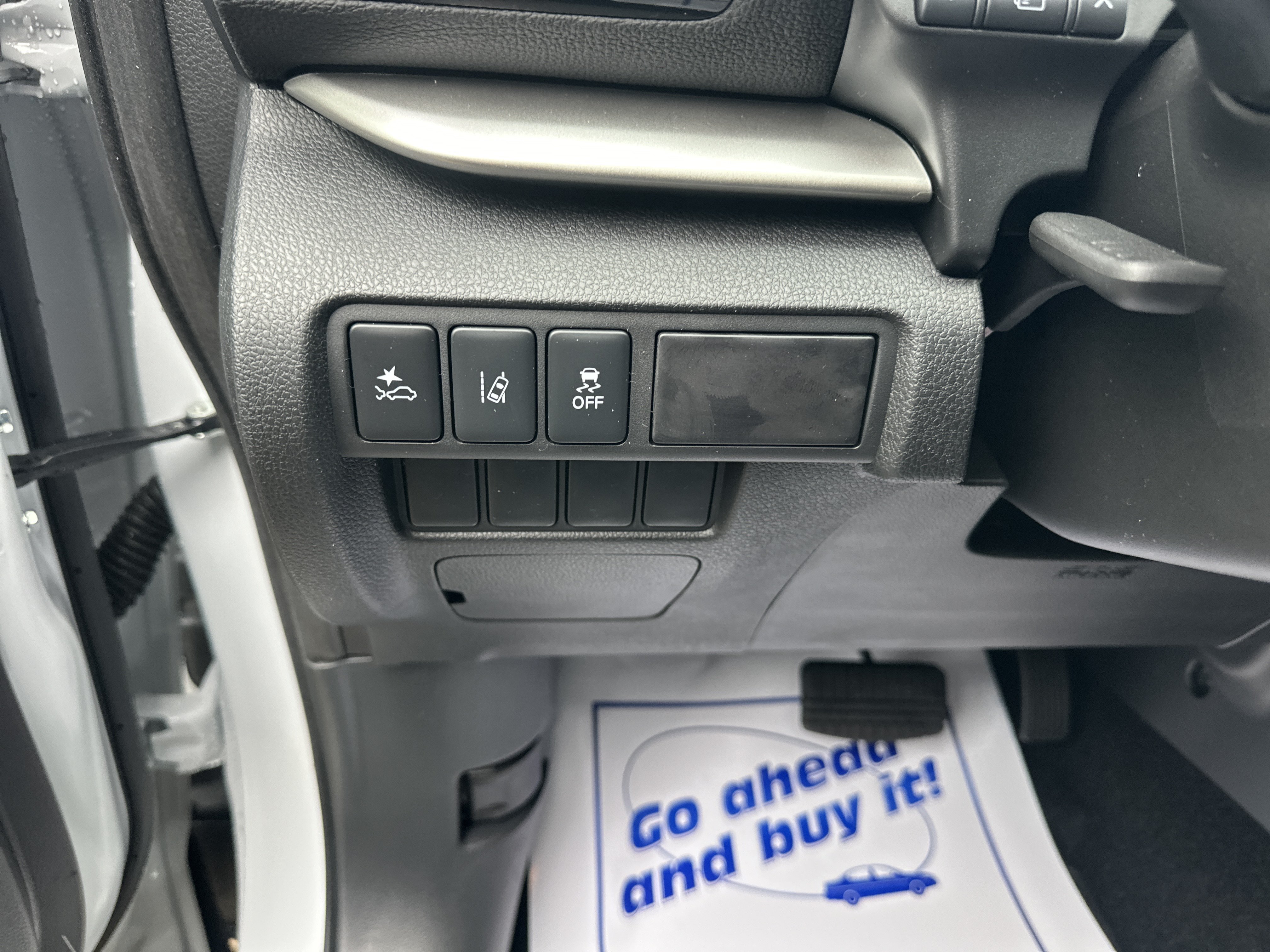 New 2026 Mitsubishi Eclipse Cross ES AWD/4WD image 10
