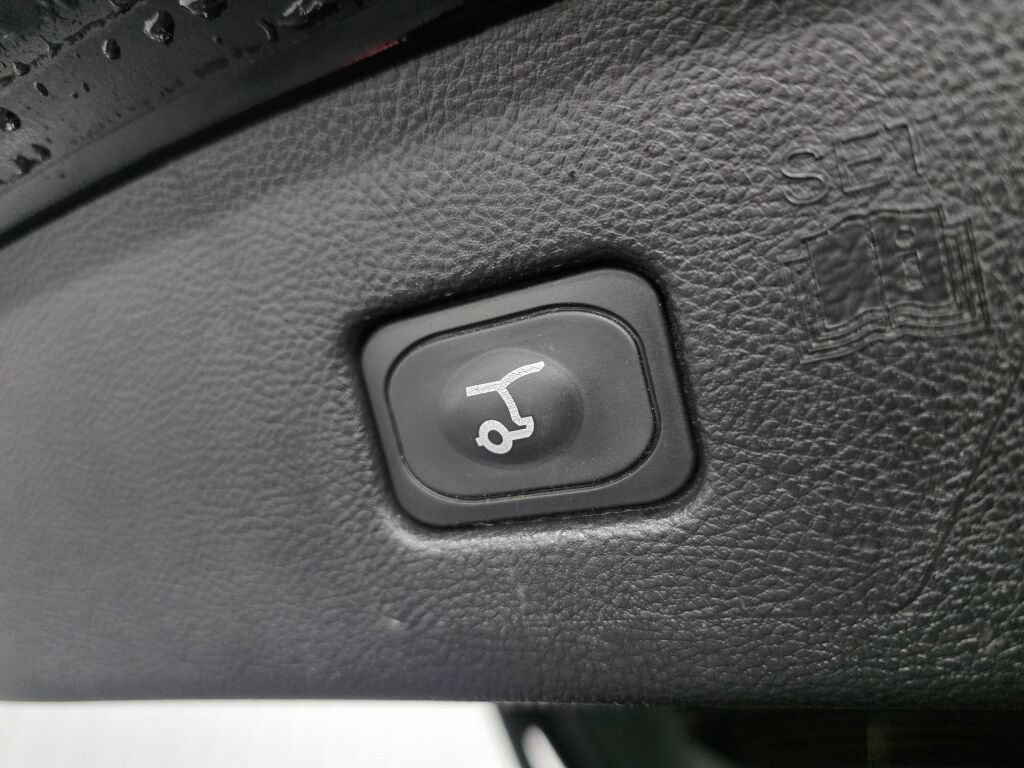 Used 2024 Ford Edge SEL w/ Convenience Package AWD/4WD image 18