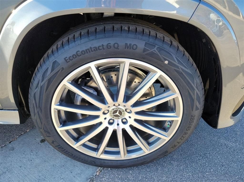 New 2025 Mercedes-Benz GLS 450 4MATIC image 11