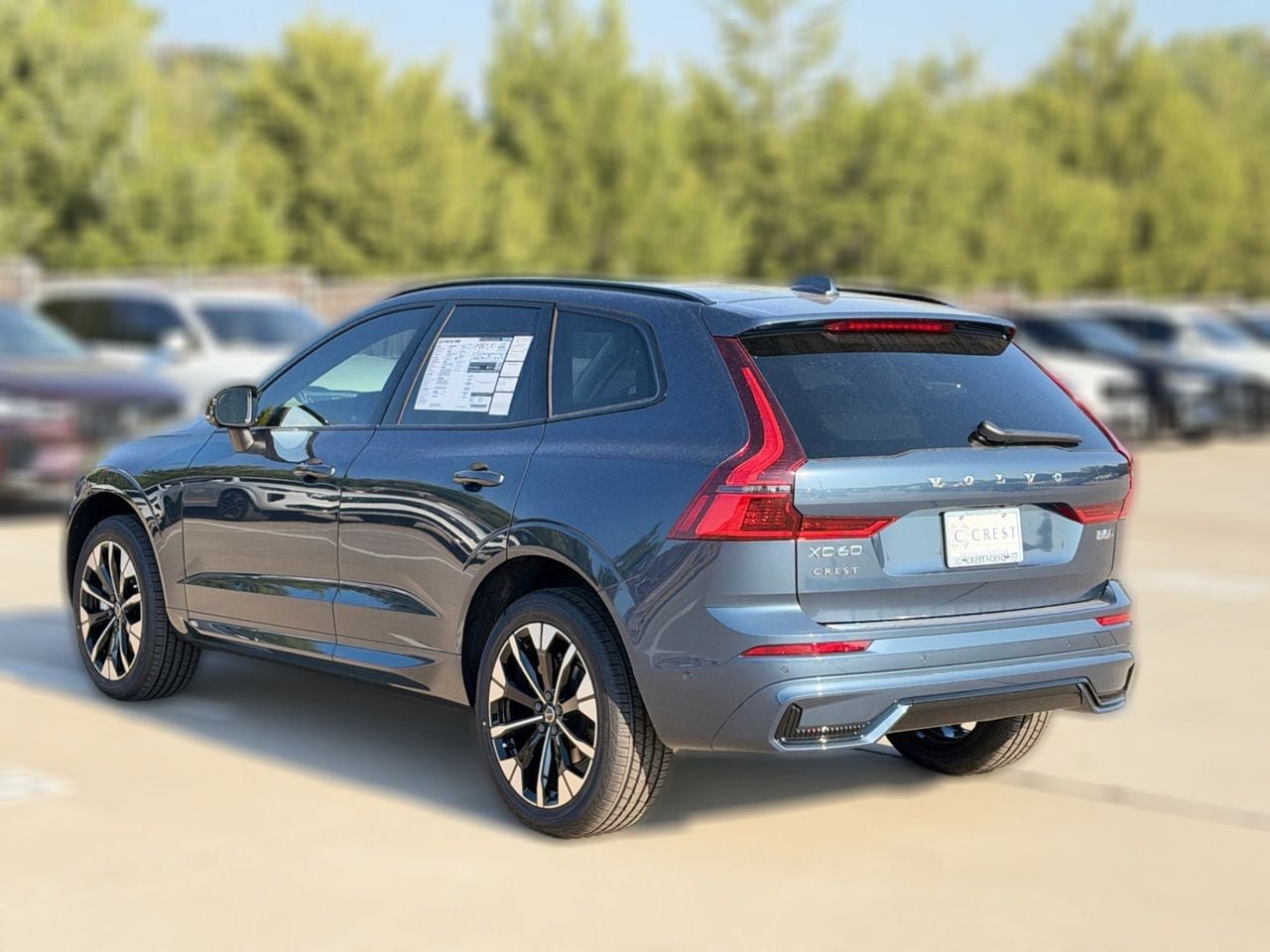 New 2027 Volvo XC60 B5 Plus AWD/4WD image 4