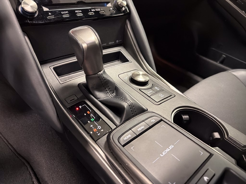 Used 2021 Lexus IS 300 w/ Accessory Package 2 RWD image 33