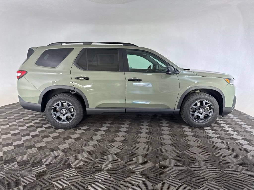 Used 2026 Honda Pilot TrailSport image 6