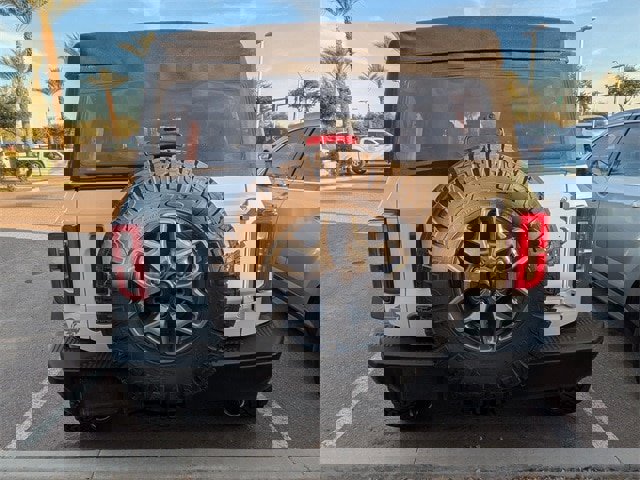 Used 2022 Ford Bronco Badlands image 3