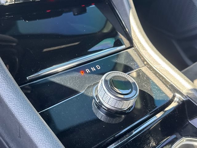Used 2023 Jeep Grand Cherokee L Laredo AWD/4WD image 18