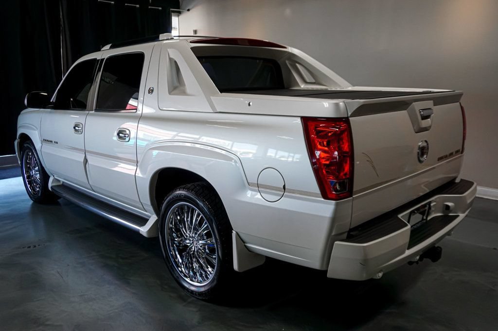 Used 2004 Cadillac Escalade EXT AWD/4WD image 59