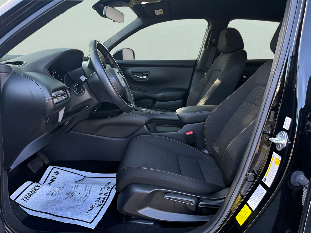 Used 2025 Honda HR-V Sport image 10