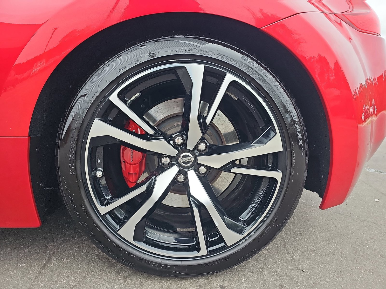 Used 2020 Nissan 370Z w/ Sport Package RWD image 36