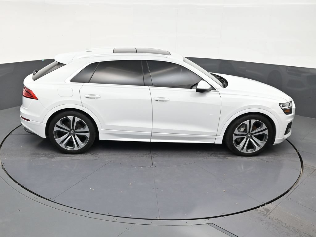 Used 2019 Audi Q8 Premium Plus w/ Premium Plus AWD/4WD image 17
