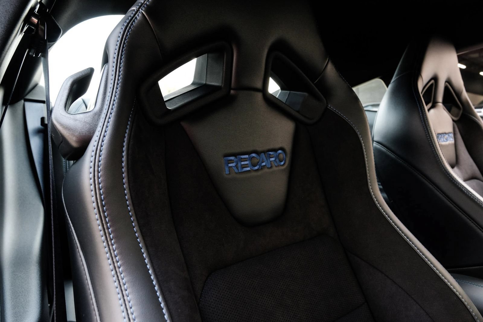 Used 2025 Ford Mustang Dark Horse RWD image 36