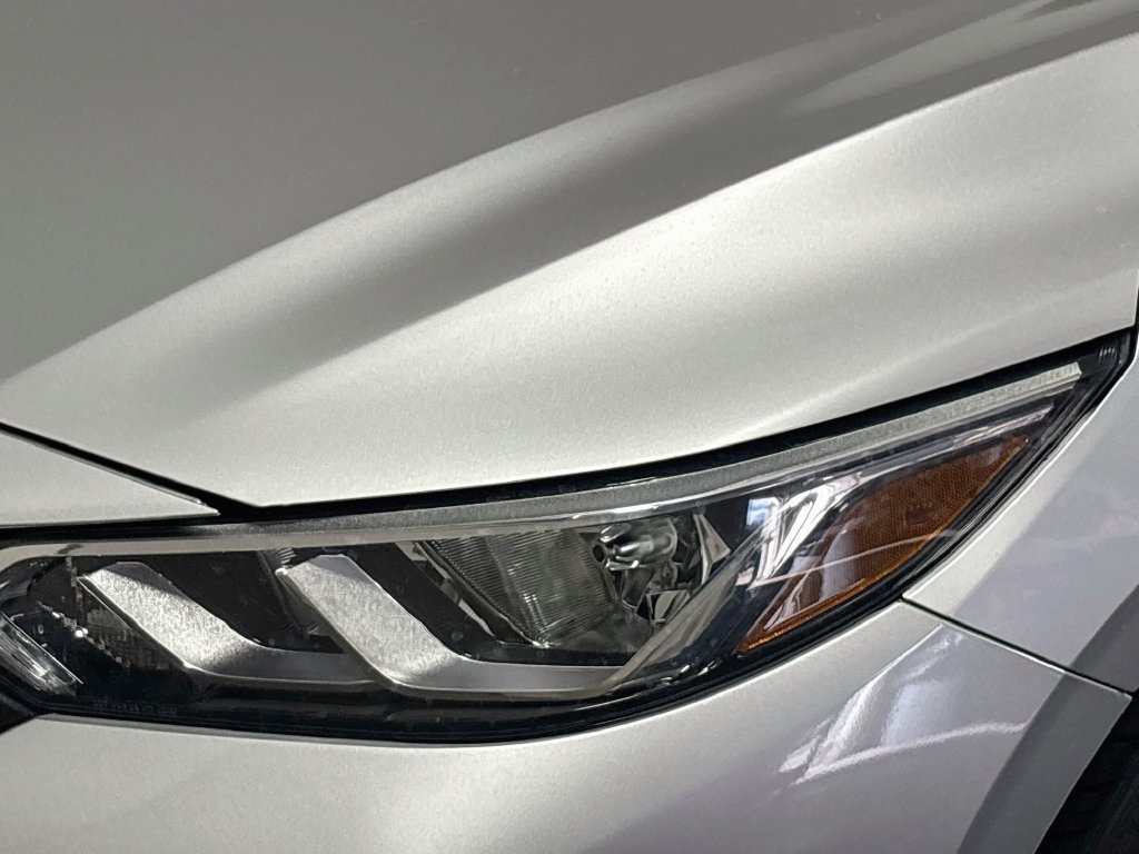 Used 2021 Nissan Sentra SV FWD image 9
